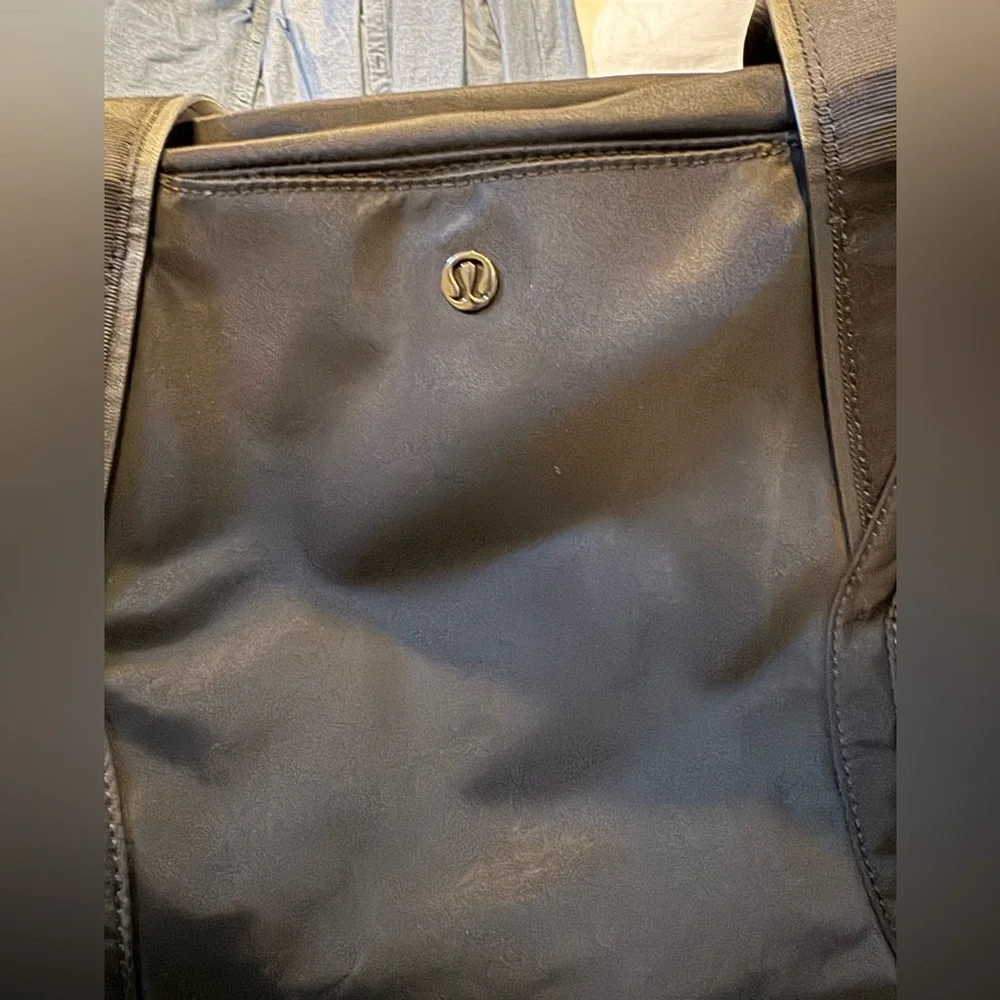 lululemon athletica Black Tote Bag - Picture 13 of 13